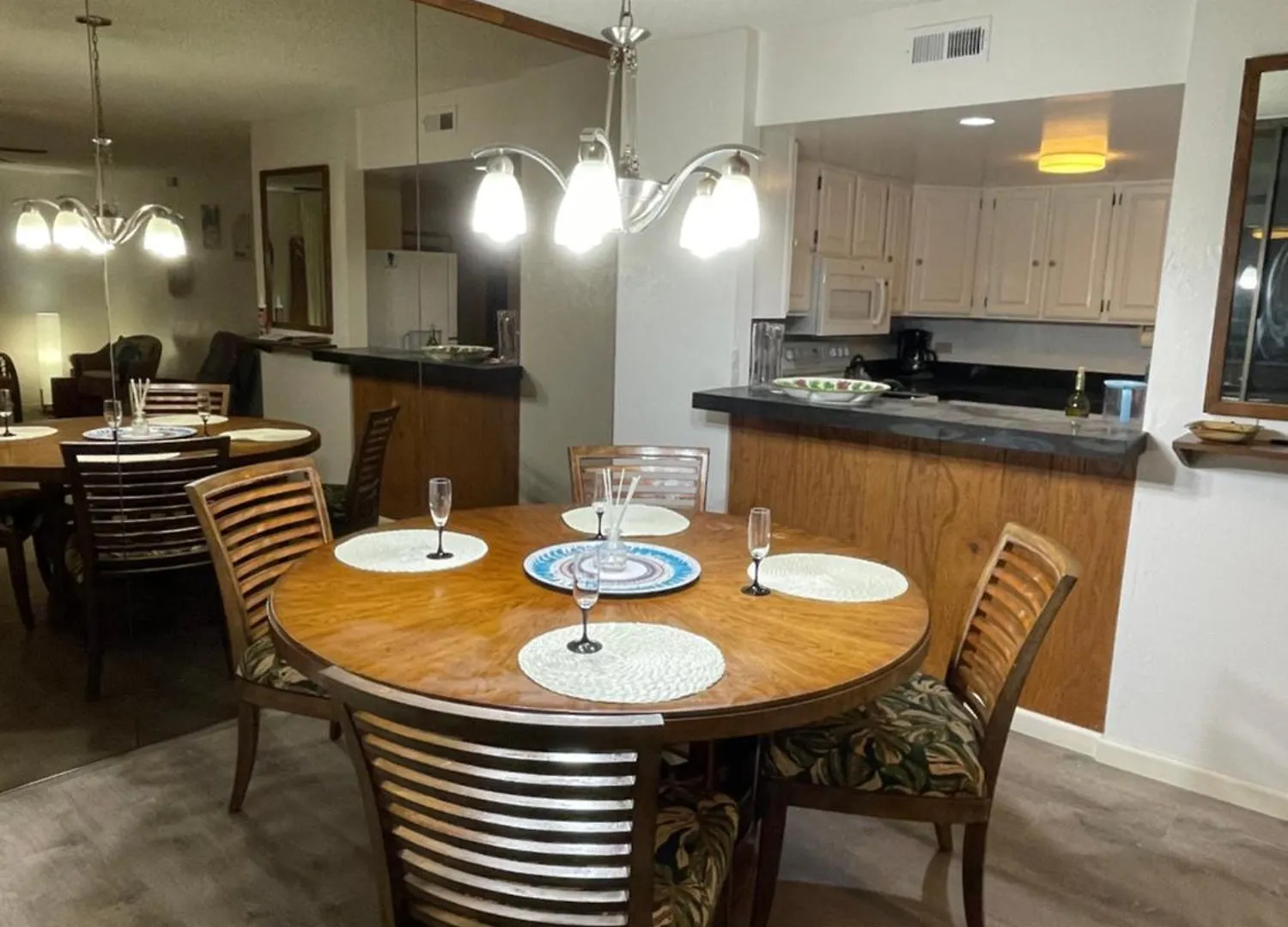 Magic Sands Beach View, 2B2B, Ac, Pool, Sleeps 6 Kailua-Kona Holiday home